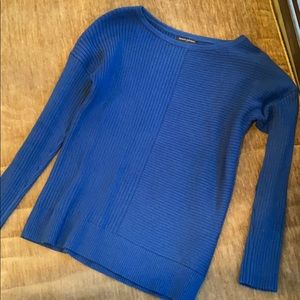Banana Republic small blue knit sweater/shirt